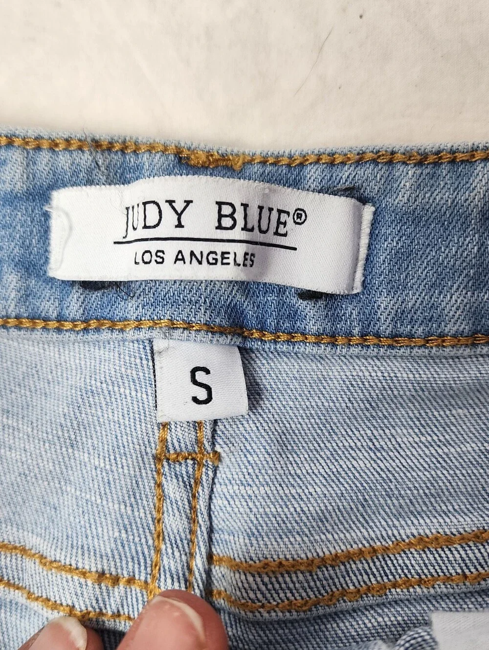 Judy Blue High Waist Cuffed Button Fly Distressed Shorts Small